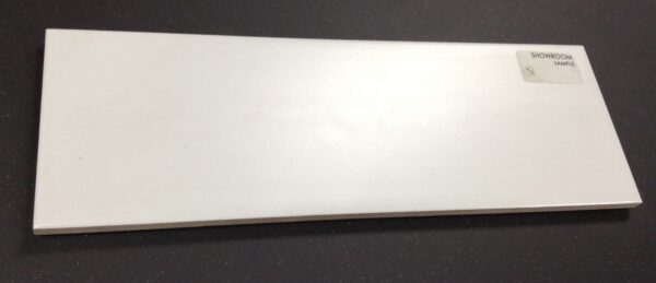 Ming Bon Matt White 10x30cm